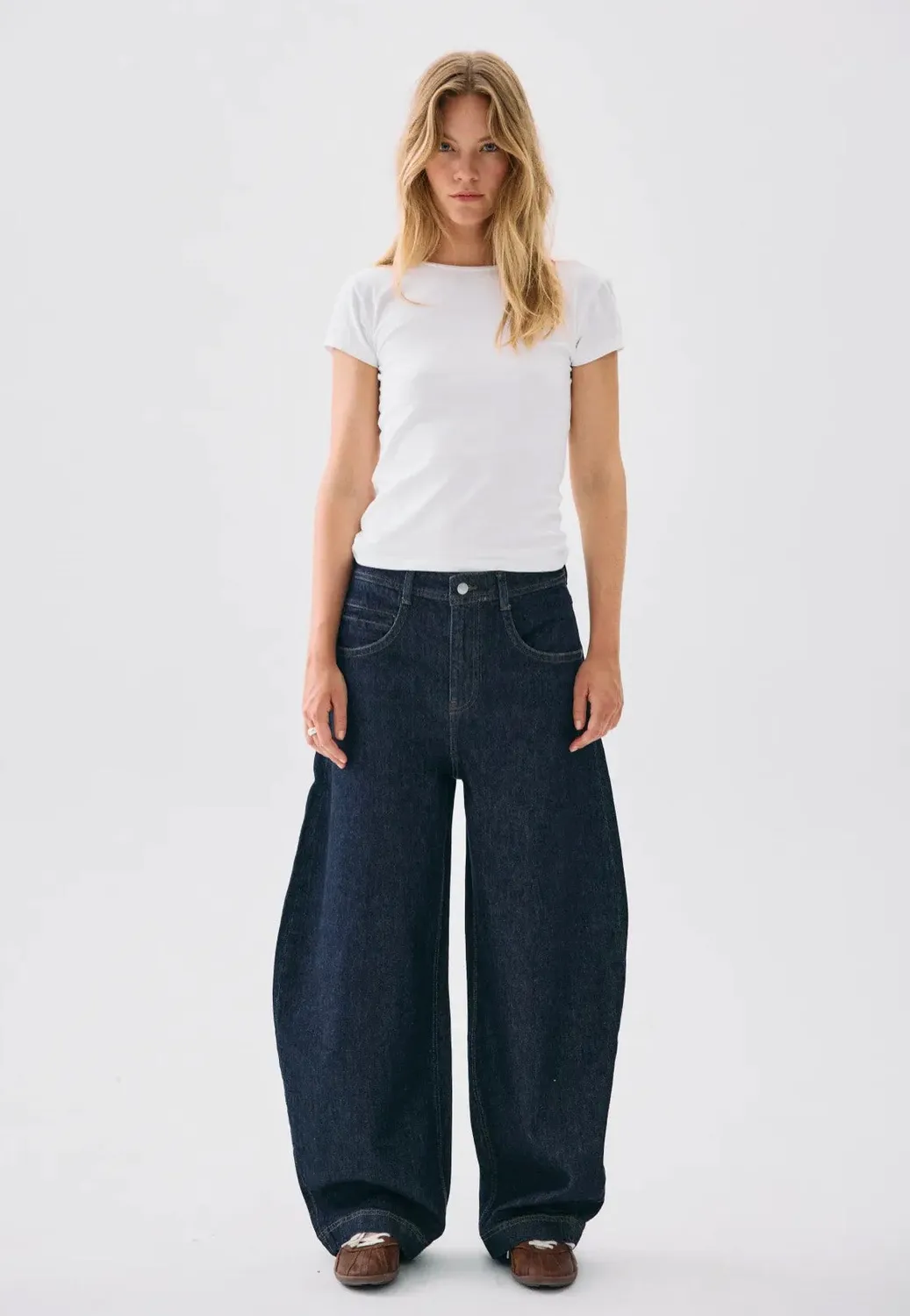 Noah Barrel Dark Blue Denim Jeans Damen Relaxed Fit