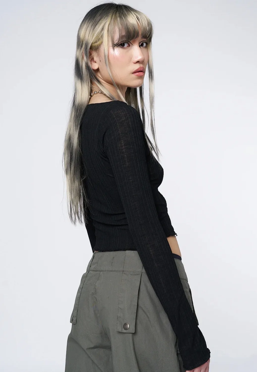Impericon Hana Asymmetrical Cut Out Top schwarz Langarm