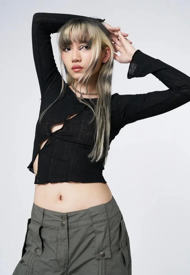 Impericon Hana Asymmetrical Cut Out Top schwarz Langarm