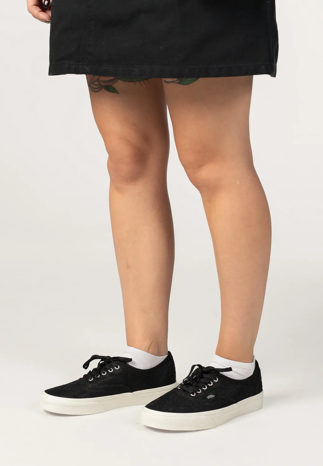 Vans Authentic Laced Black Girl Skate-Schuhe schwarz