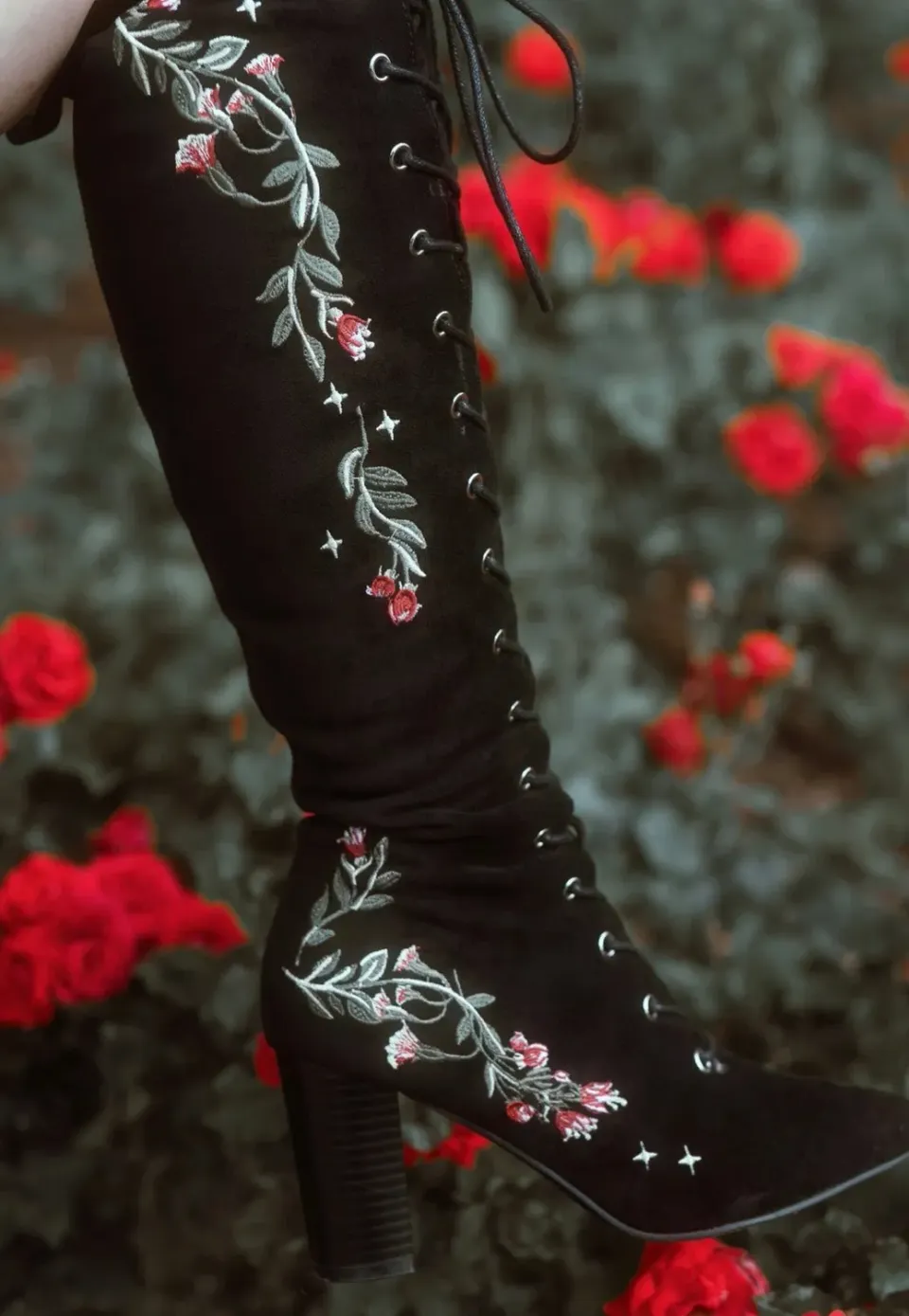 Impericon Astrantia Knee High Stiefel Schwarz Gothic