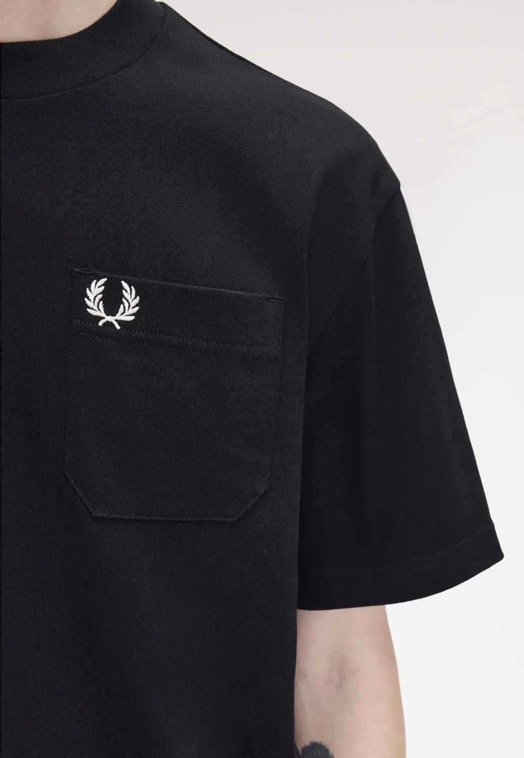 Impericon Relaxed Black T-Shirt L schwarz Jersey