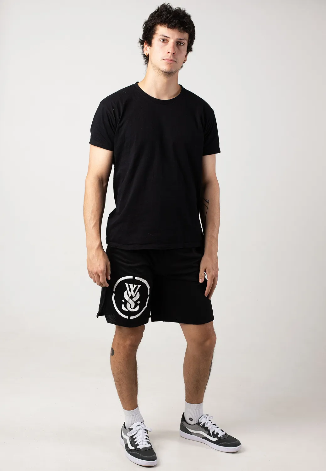 Impericon Stencil Circle Logo Shorts Schwarz Mesh