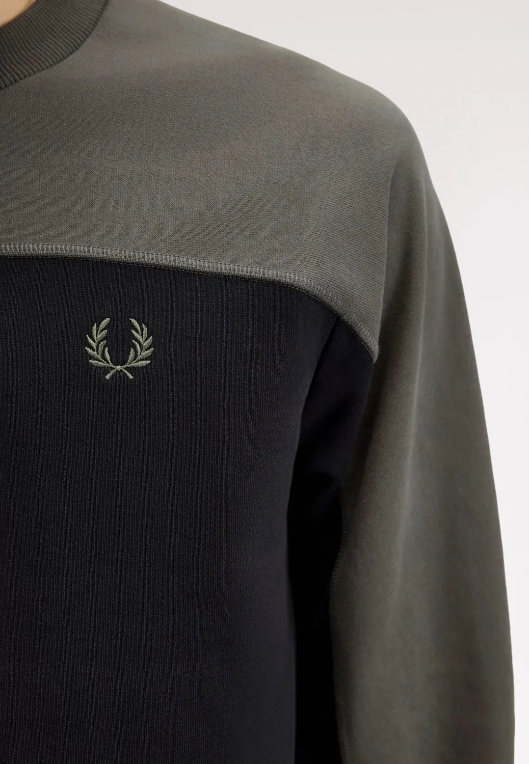 Colour Block Black Sweater schwarz Streetwear