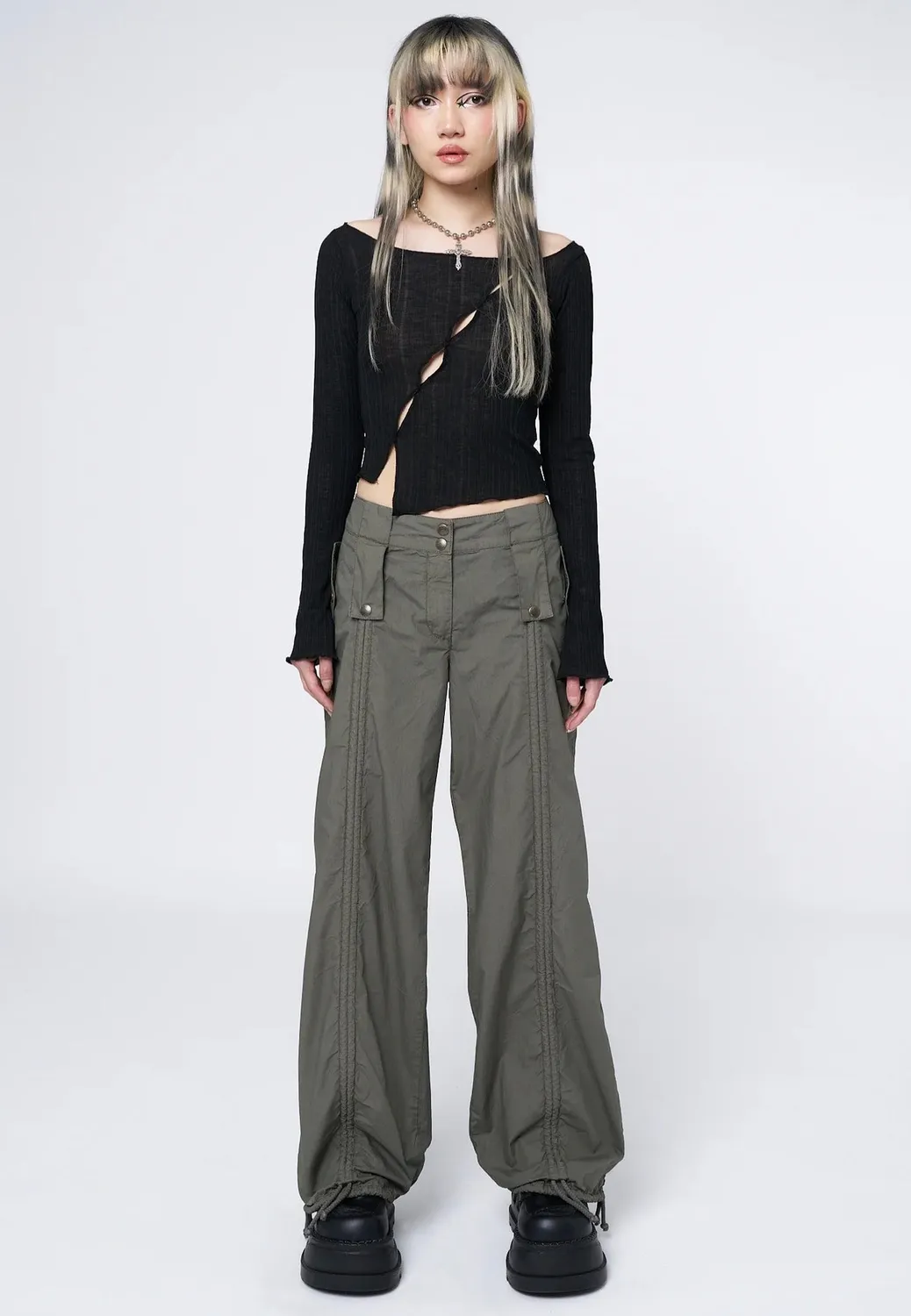 Impericon Hana Asymmetrical Cut Out Top schwarz Langarm