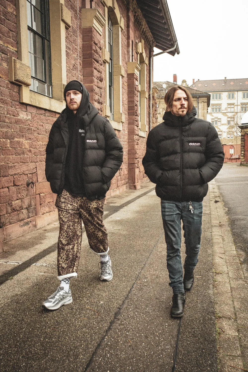 Paleface Swiss Cursed Puffer Jacke Schwarz Recycelt