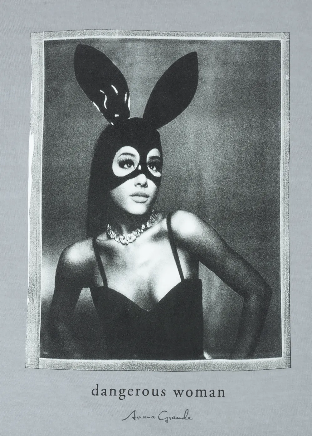 Ariana Grande Dangerous Woman T-Shirt grau Baumwolle