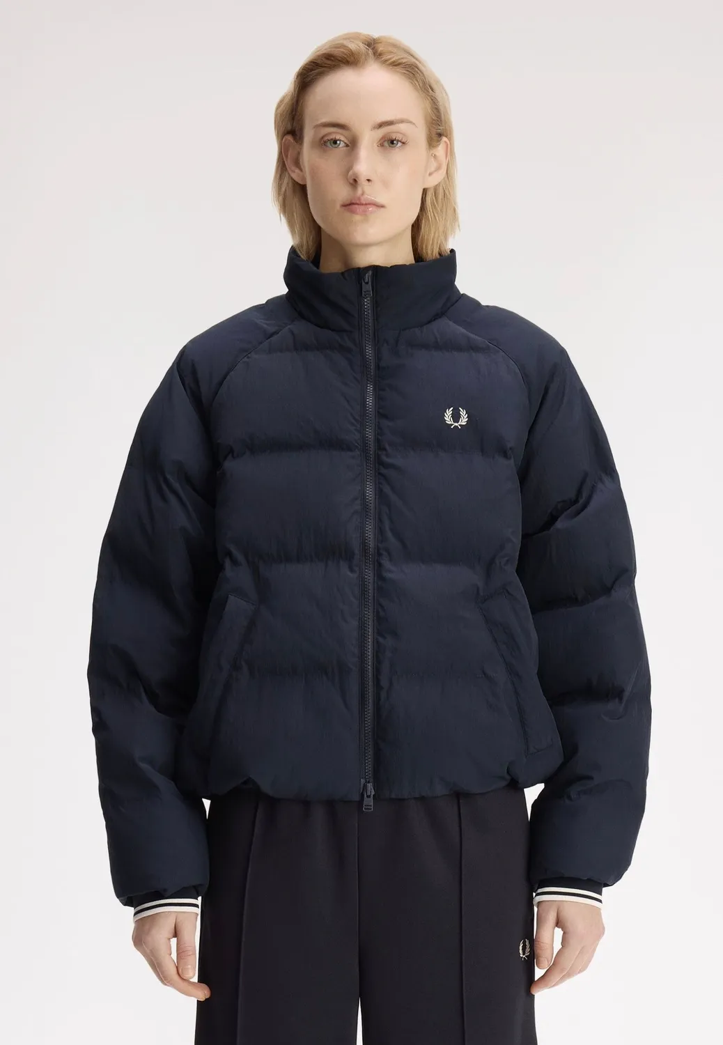 Impericon Raglan Sleeve Padded Jacke Navy