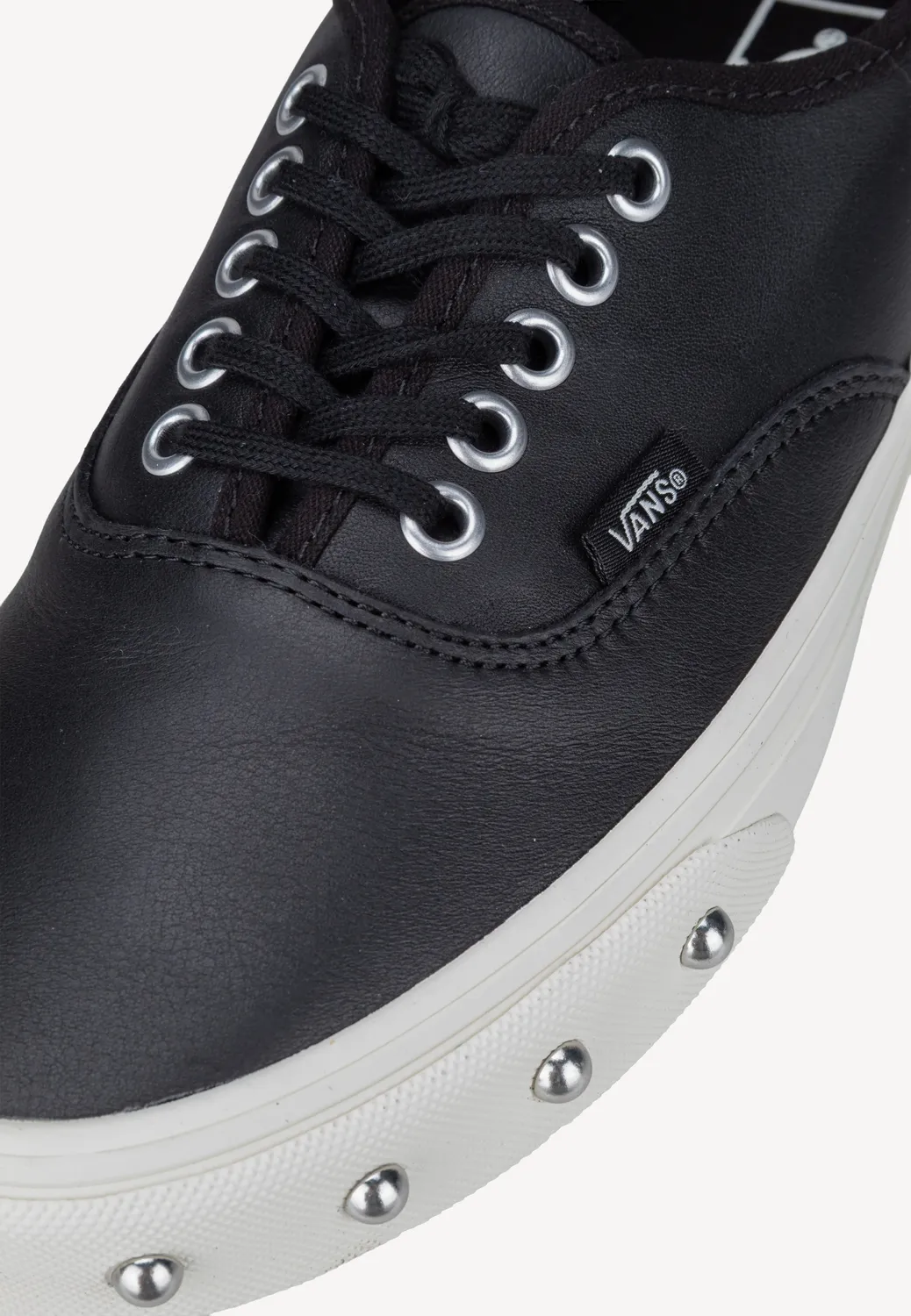 Impericon Authentic Studs Black Skate Schuhe Damen