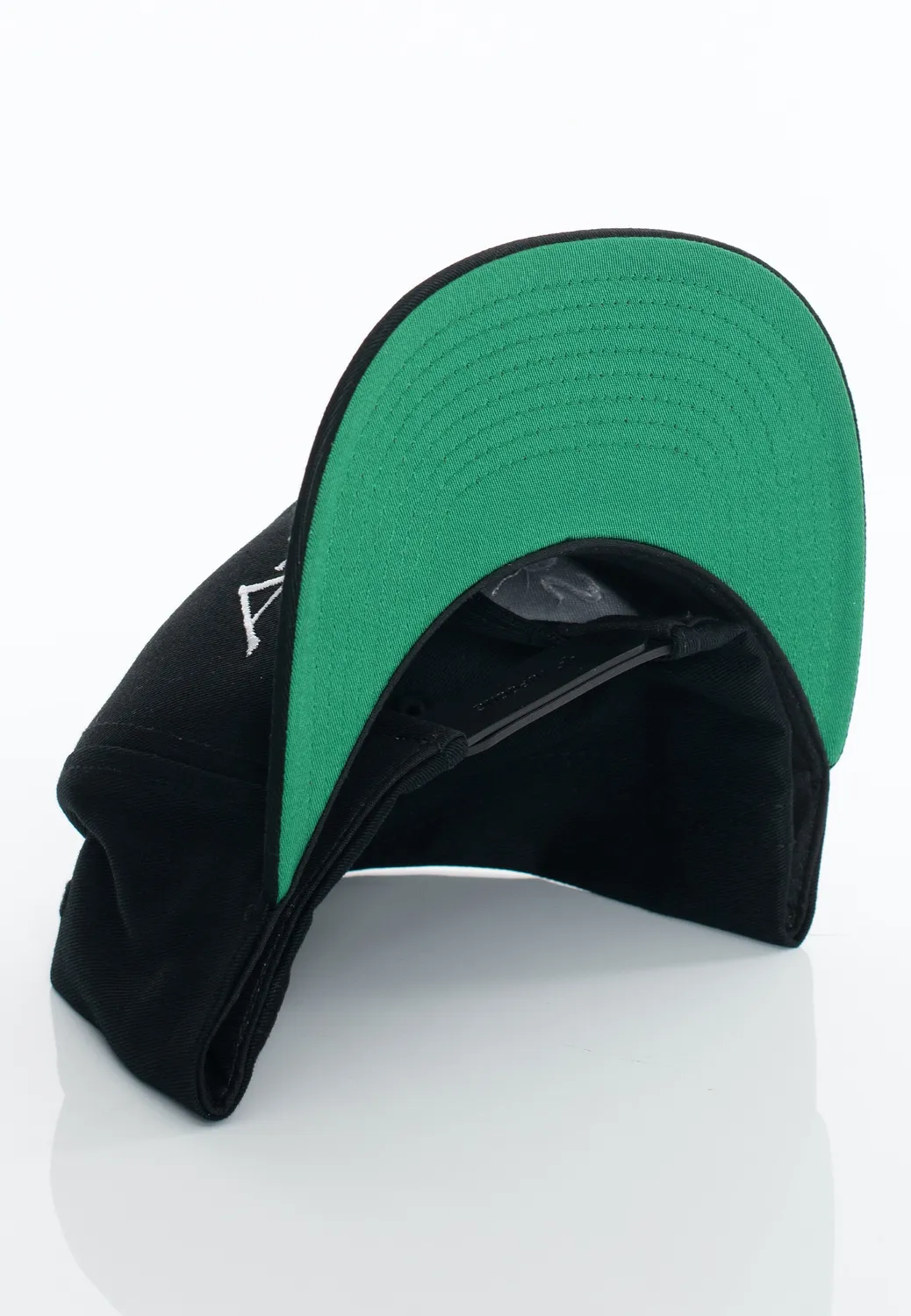 Impericon Double Cross Cap Schwarz Snapback