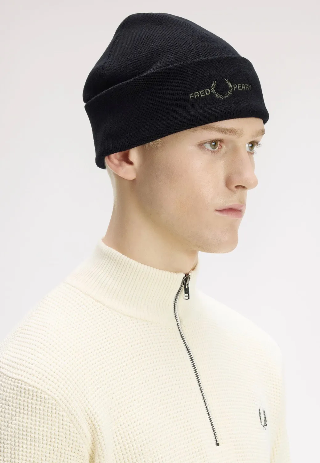 Impericon Graphic FLP Beanie Schwarz Onesize