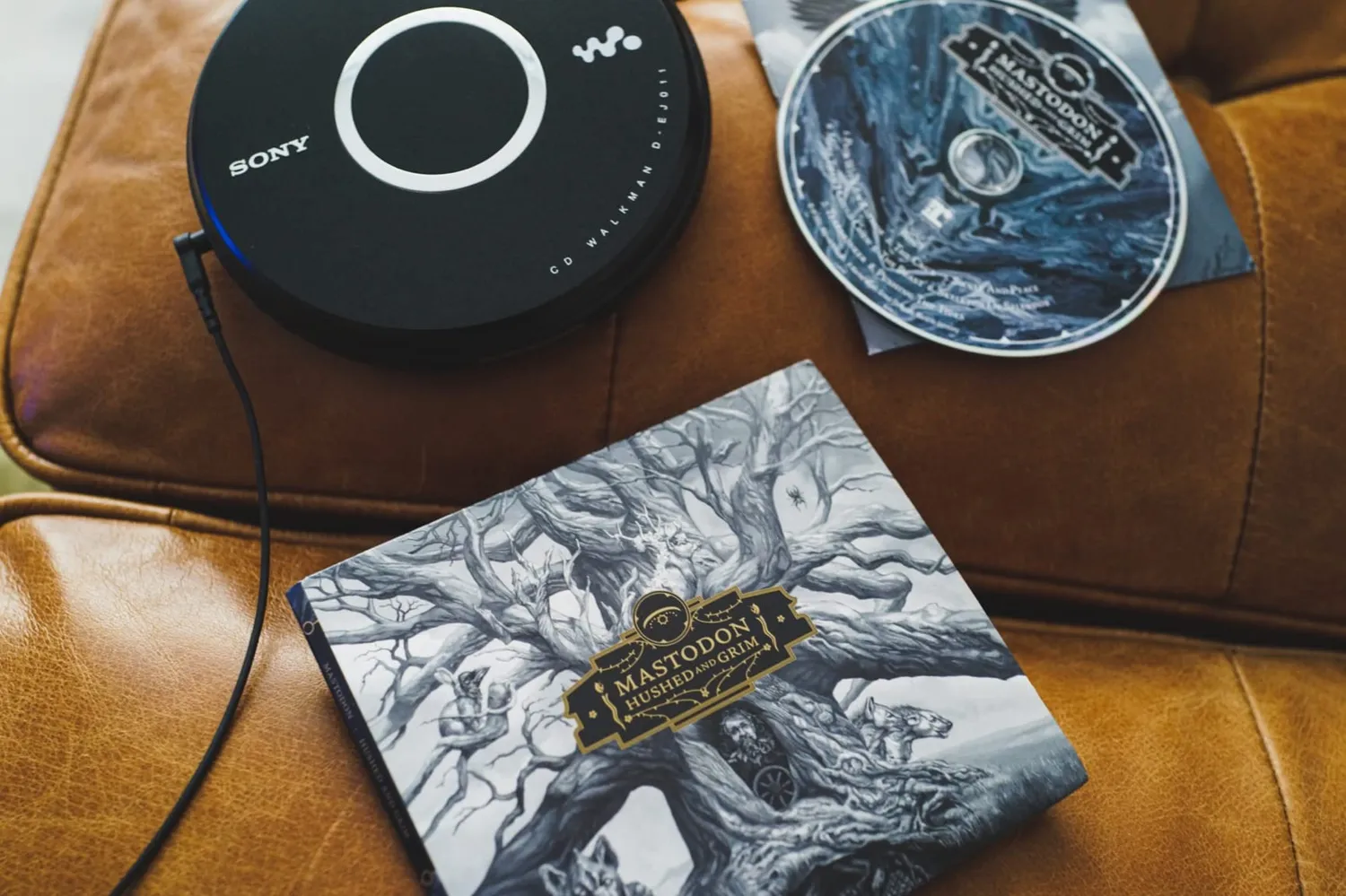 Mastodon Hushed and Grim CD Album offiziell