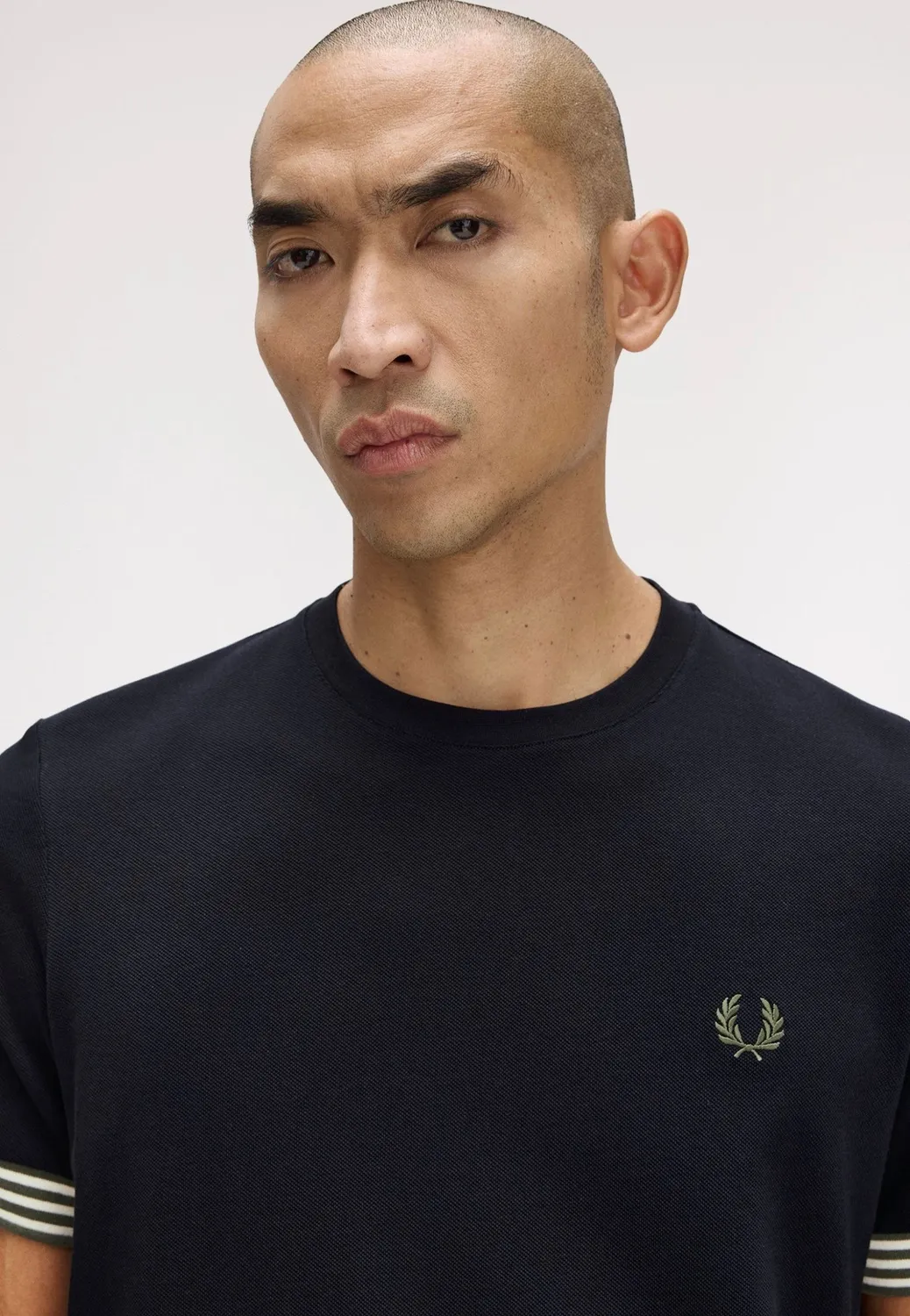 Impericon Striped Cuff T-Black T-Shirt schwarz kurzarm