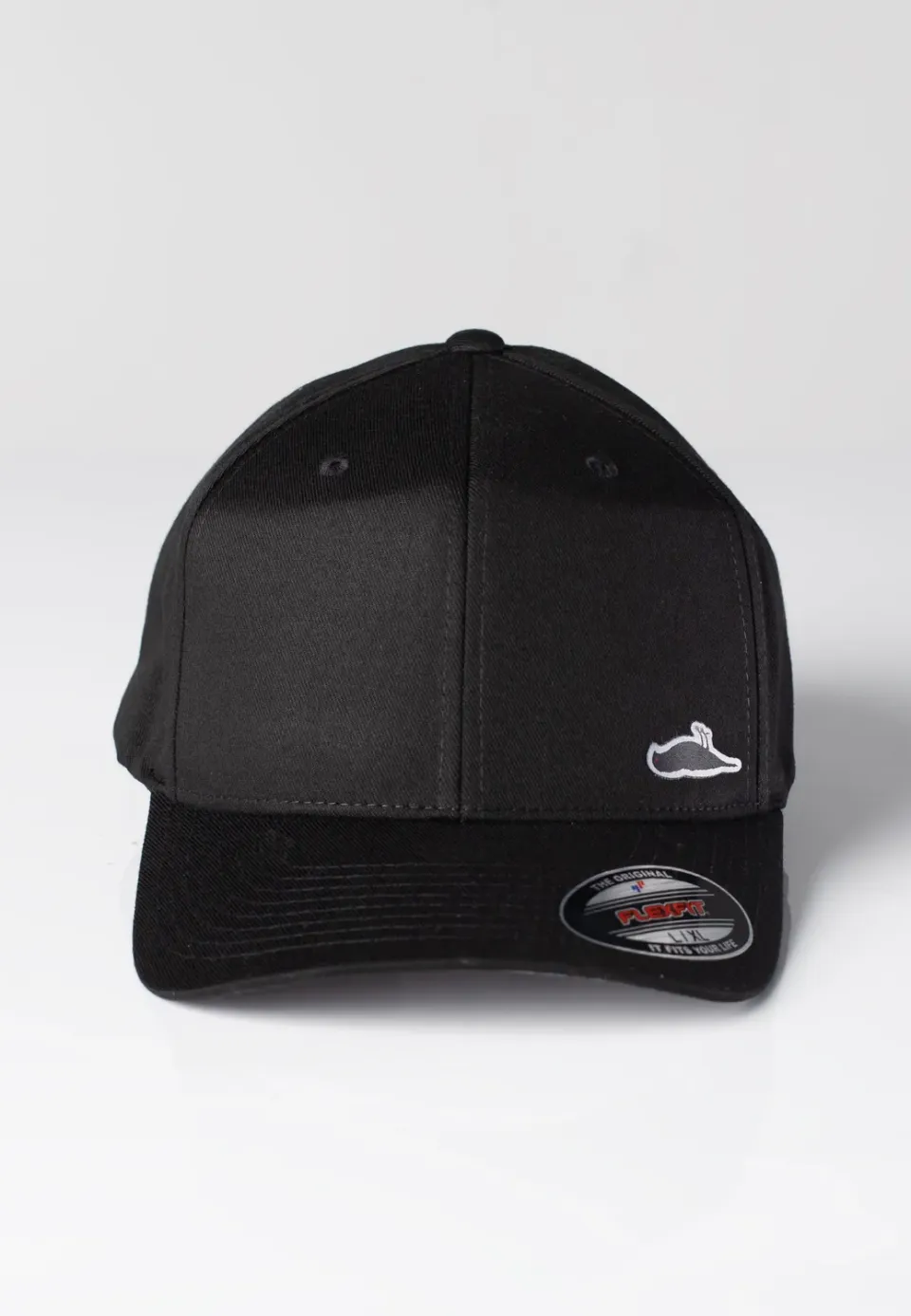 Impericon Elmar Flexfit Black Cap schwarz Fitted