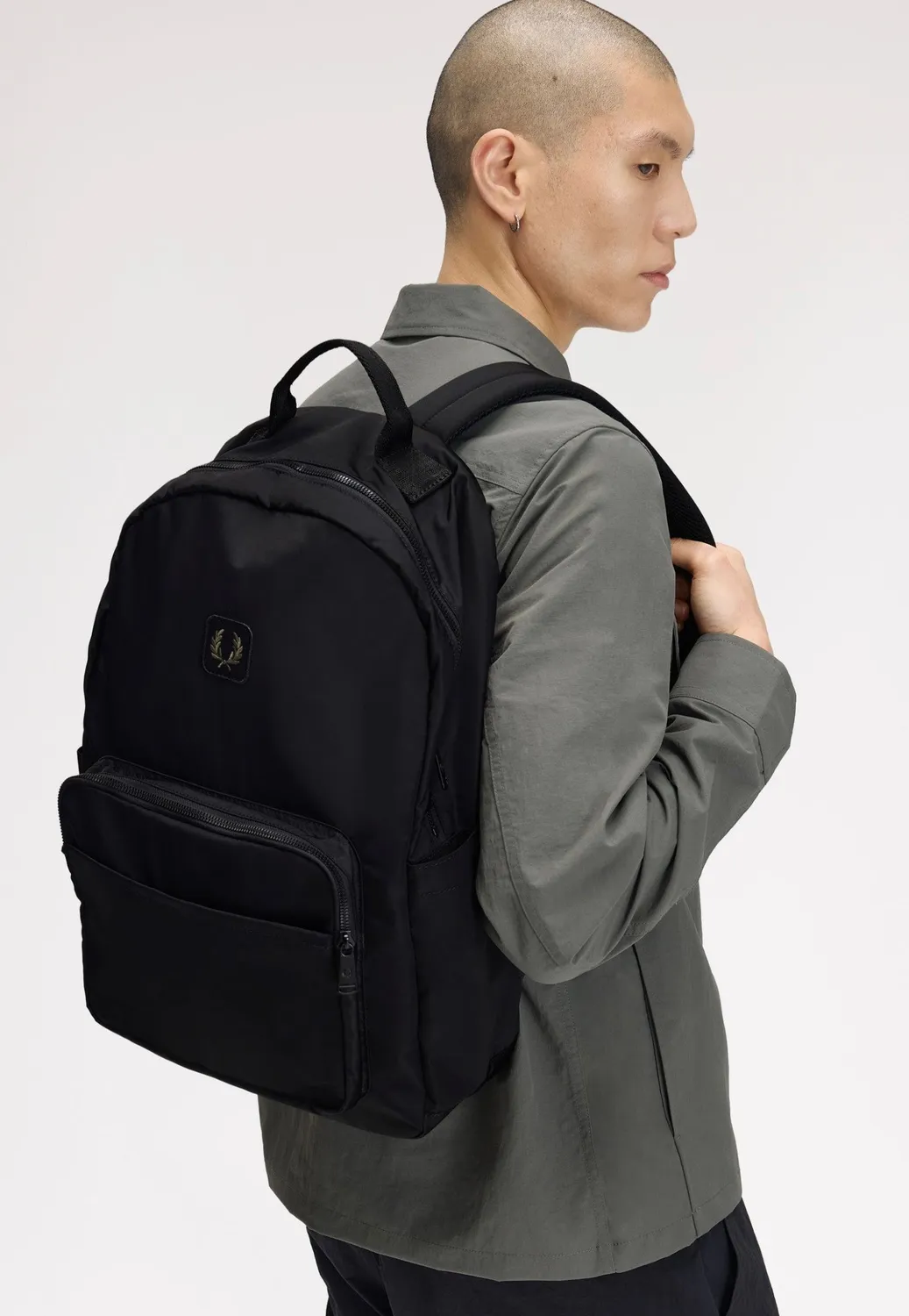 Impericon Crinkle Nylon Black Rucksack 20-29l schwarz
