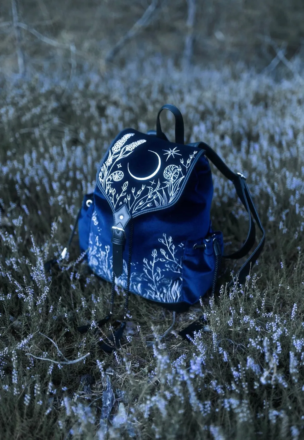 Impericon Moonlit Meadow Rucksack Onesize schwarz