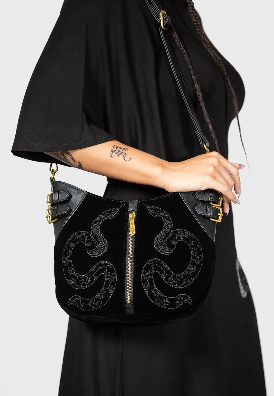 Impericon Adder Black Tasche Onesize Samt schwarz