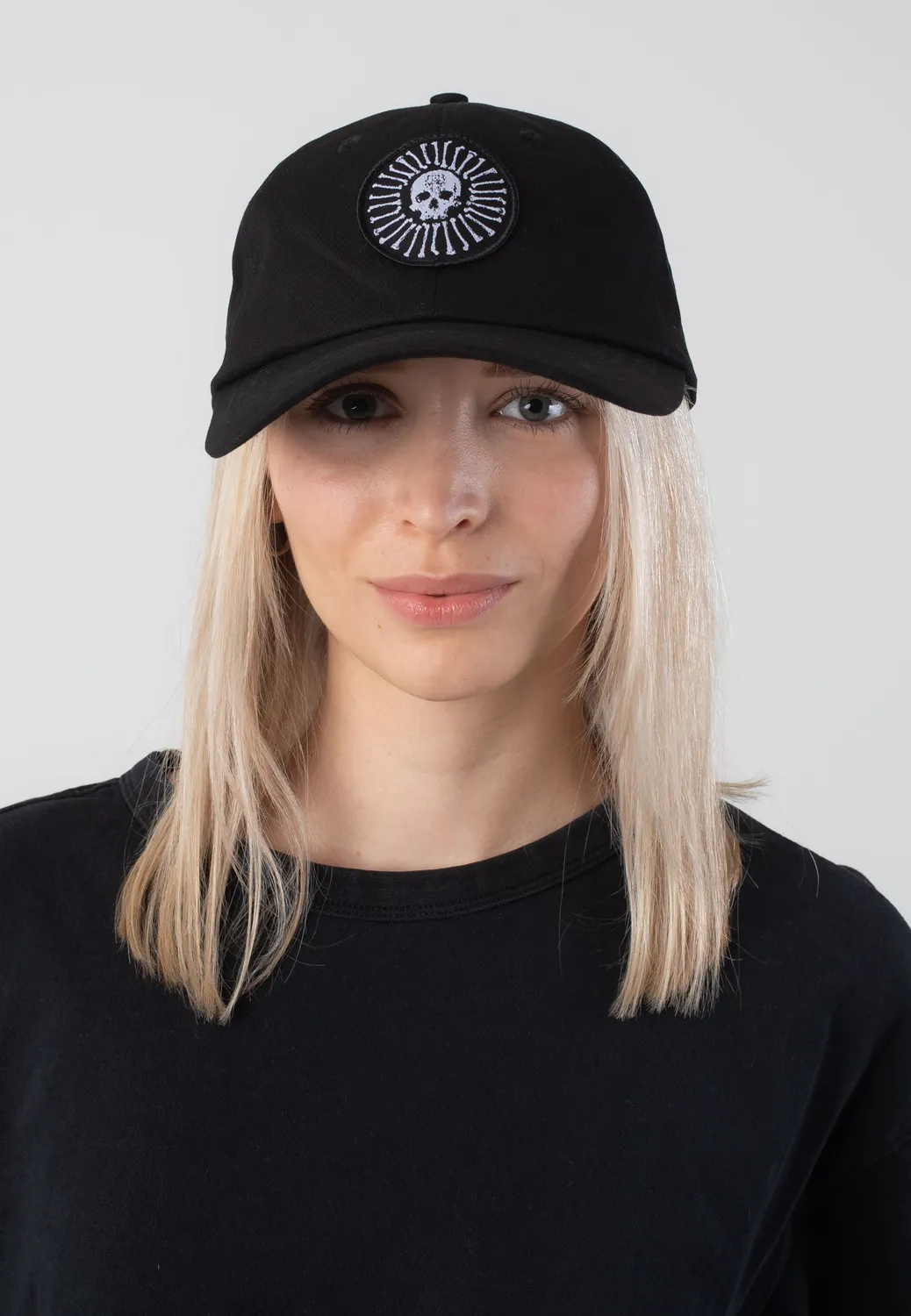 Impericon Skull And Bones Cap schwarz 5 Panel