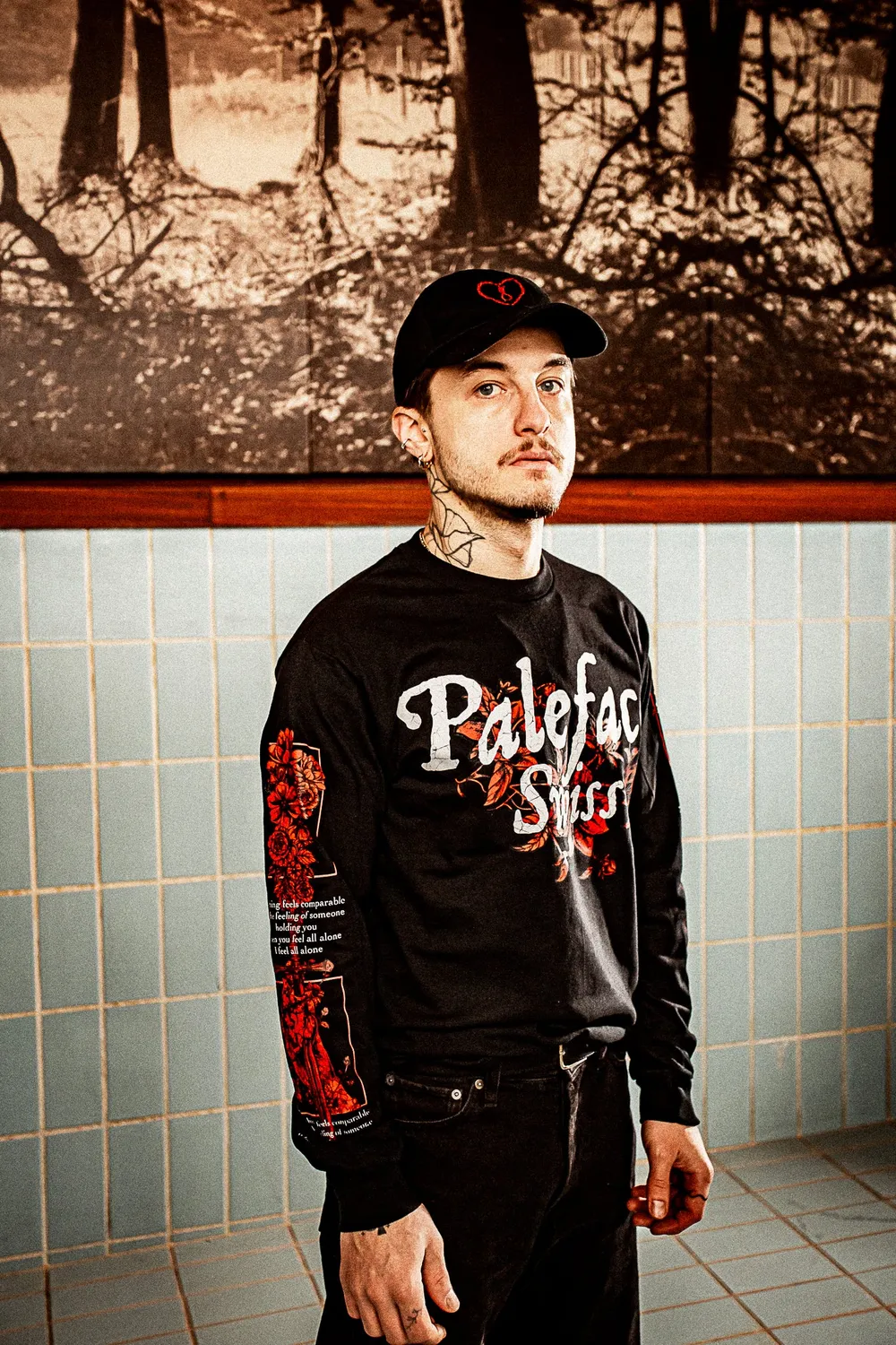 Paleface Swiss Everything is Fine Longsleeve schwarz-rot