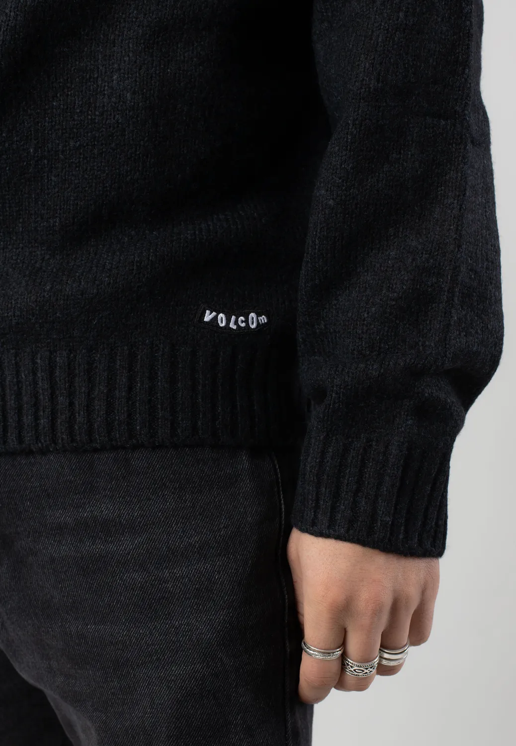 Impericon Edmonder II Black Pullover schwarz