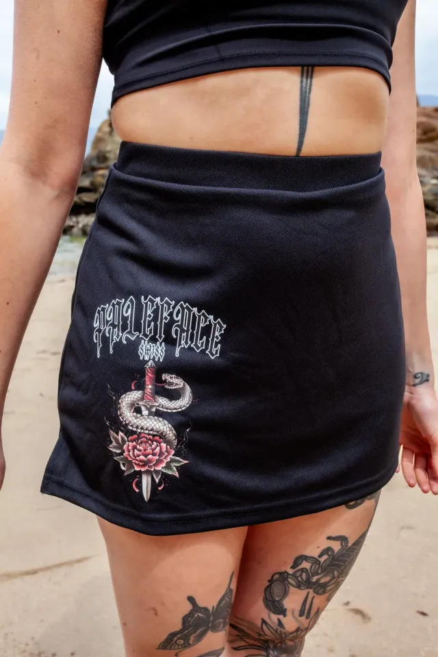 Paleface Swiss Dagger Skort Schwarz Hosenrock Sommer