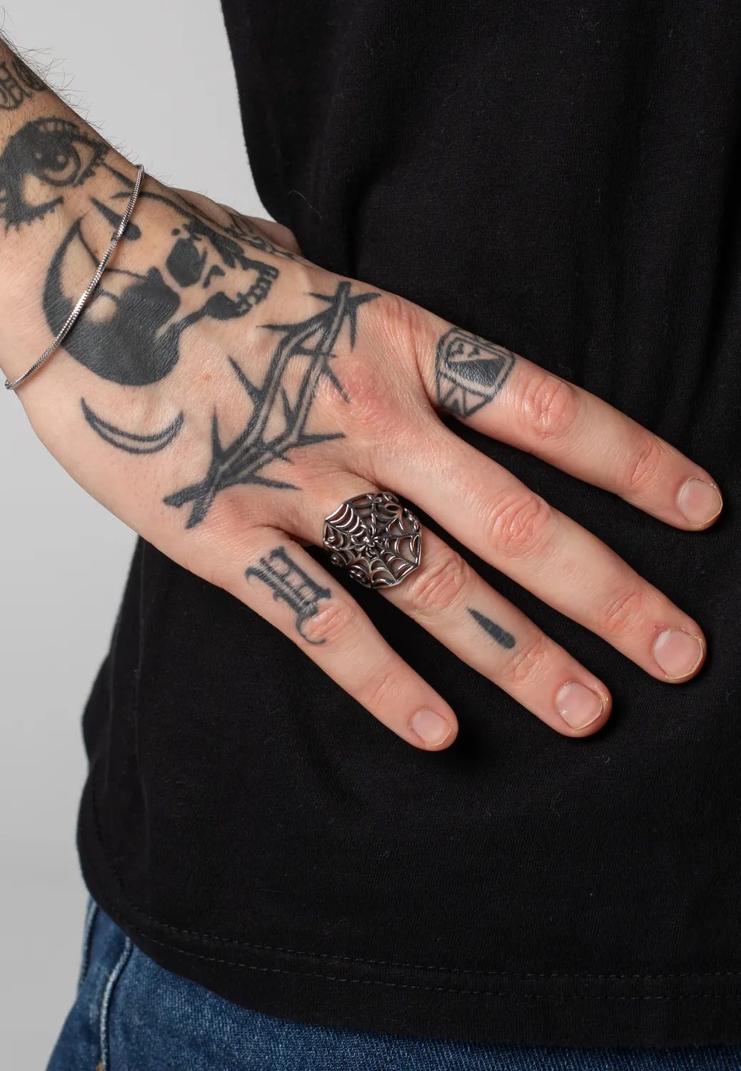 Impericon Spinnennetz Ring silber Metall Größe 56-65