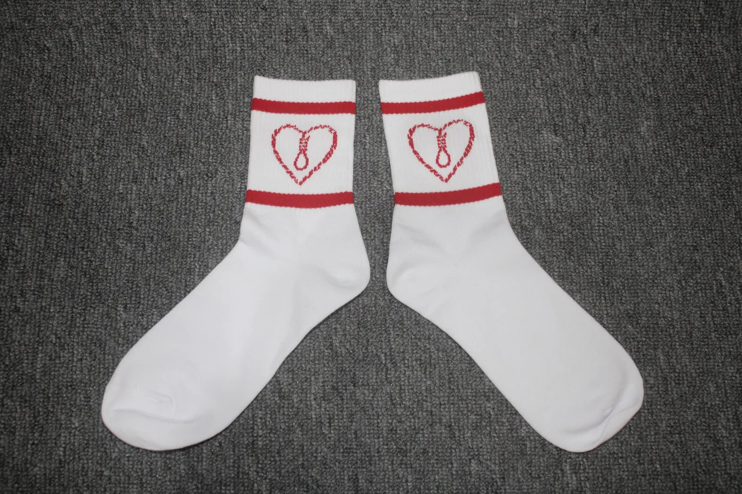 Paleface Swiss Heartnoose Socken Weiß Rot Athletic