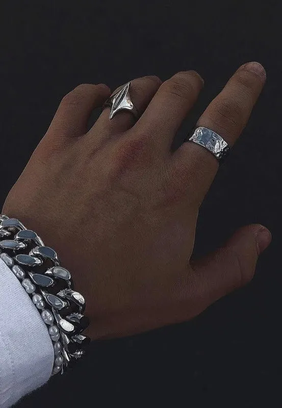 Impericon Hammered Silver Ring silber 19 mm