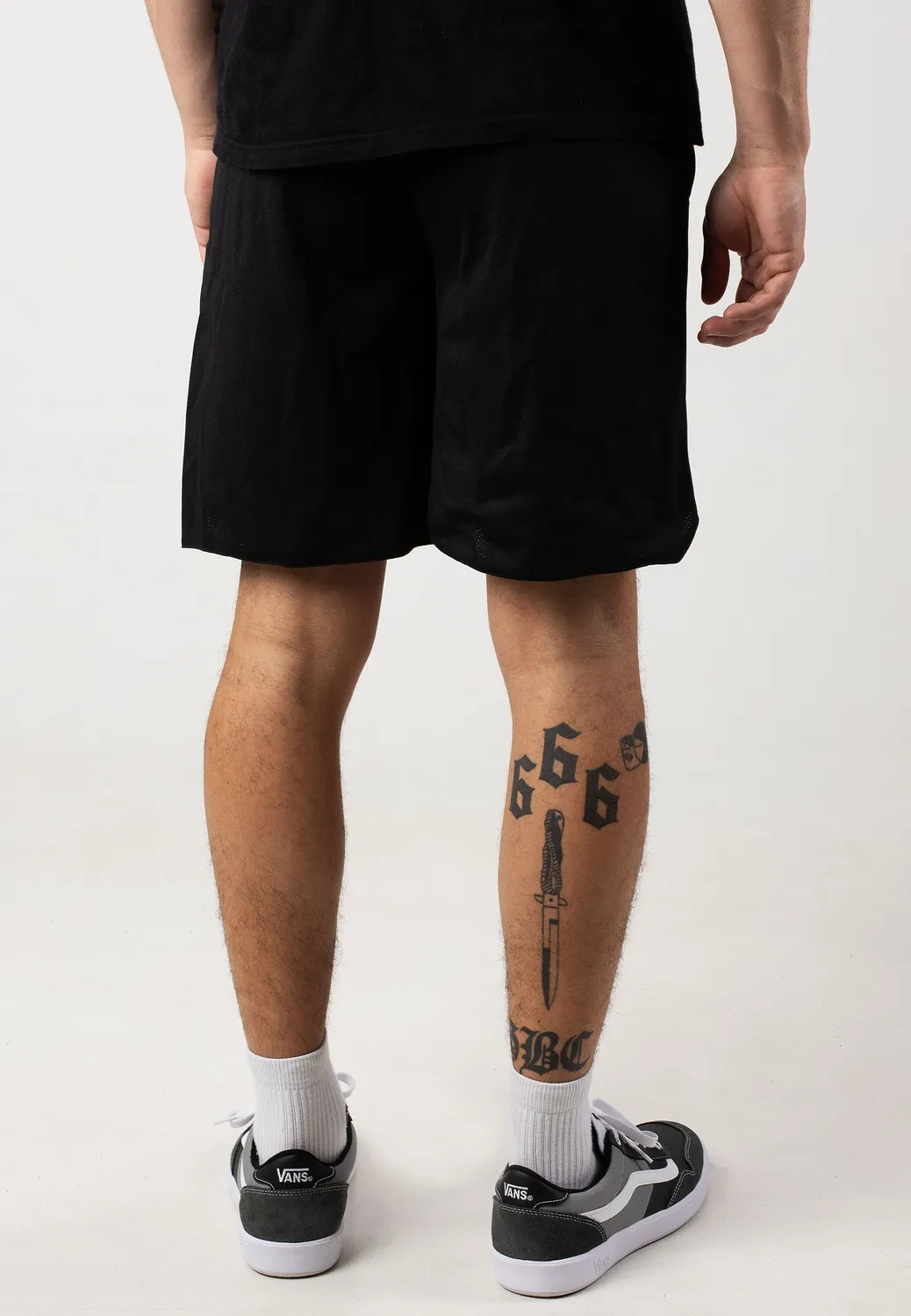 Impericon Stencil Circle Logo Shorts Schwarz Mesh