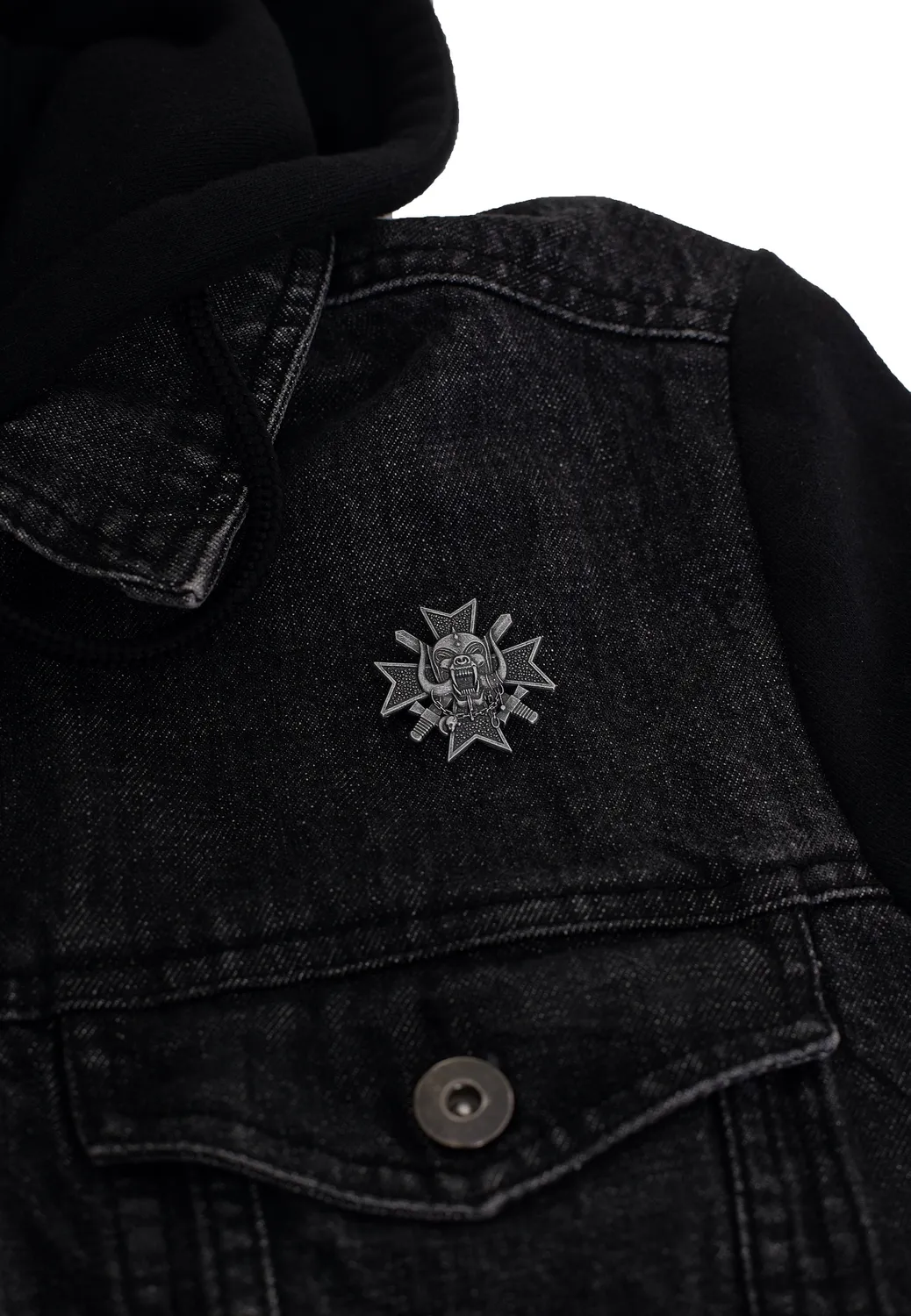 Impericon Bad Magic Pin Metall Onesize
