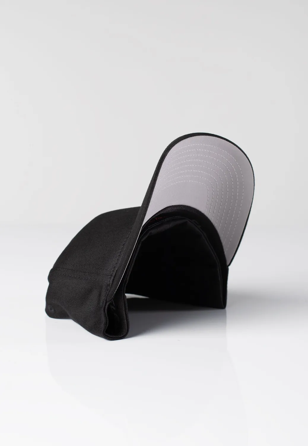 Impericon Elmar Flexfit Black Cap schwarz Fitted
