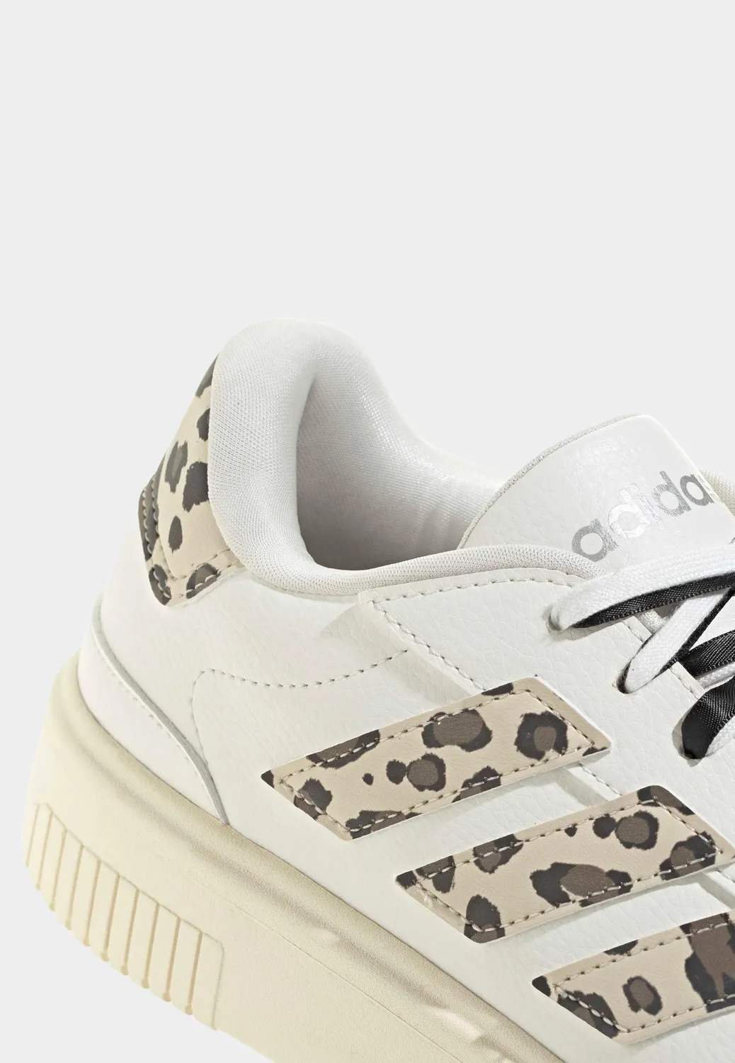 Impericon Courtblock Bold Core Sneaker weiß Damen